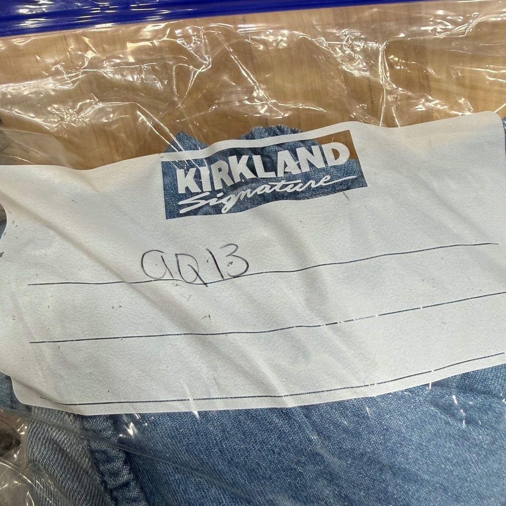 Old Navy Women Chambray Smocked Waist Wide Leg Jumpsuit Blue Medium Short Sleeve - Picture 7 of 7